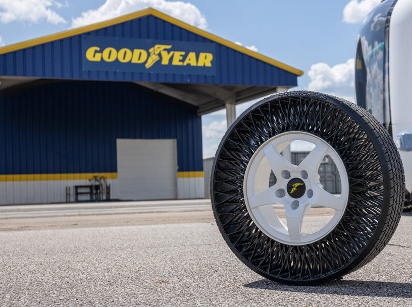 GOODYEAR AIRLESS TIRE FIRST ON AUTONOMOUS SHUTTLES
